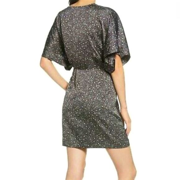 CHELSEA 28 LIKE NEW Satin Kimono Wrap Mini Dress S - Picture 3 of 14